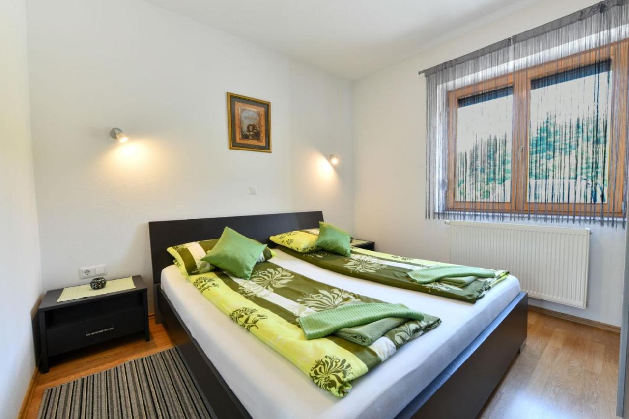 House Matijevic Simic Hotel Grabovac  Bagian luar foto