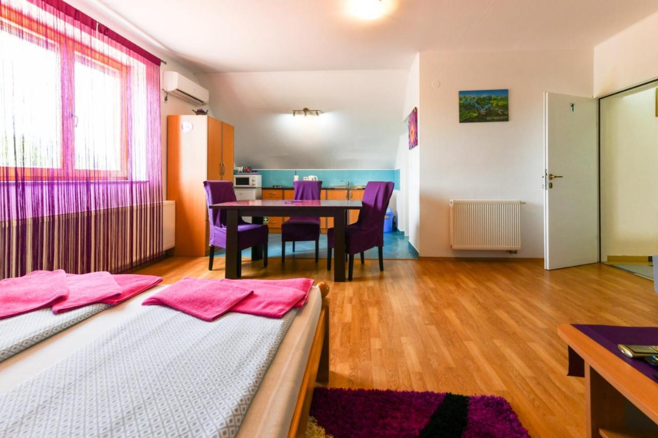 House Matijevic Simic Hotel Grabovac  Bagian luar foto